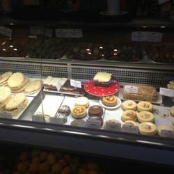 Roscoff Deli - Pastries and paninis