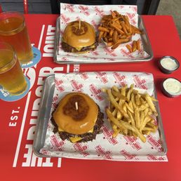 Joint burger, fries, sweett potato fries Joint burger, fries, sweett potato fries