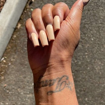 TLA Nails - The nails I came in with but a couple were chipped. - Nail Salons Near Me - Kent, Washington