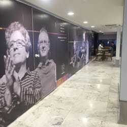 Bossa Nova Mall - Empty hallways between the food court and Katz cafe on the second floor