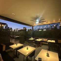 Nosh - Beautiful vibes, reminds me of a very fancy backyard