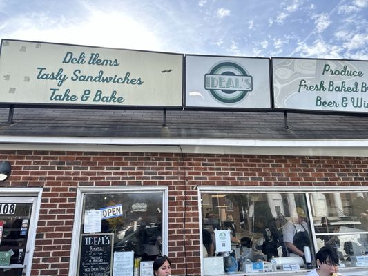 Ideal's Sandwich and Grocery by null