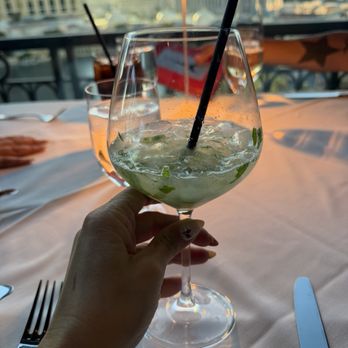 Eiffel Tower Restaurant - Mocktail - French Near Me - Las Vegas, Nevada Eiffel Tower Restaurant - Mocktail - French Near Me - Las Vegas, Nevada
