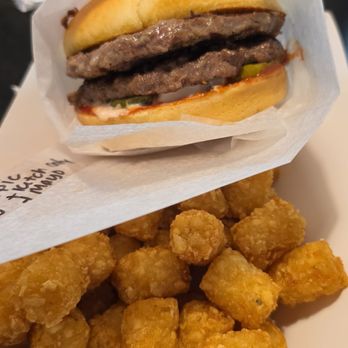 Slackers Quality Grub - Burgers Near Me - Page, Arizona Slackers Quality Grub - Burgers Near Me - Page, Arizona