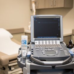 Lubbock Spine Institute - Ultrasound machine