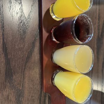 Dueling Spoons - Mimosa flight - Salad Near Me - Fall Creek, Oregon