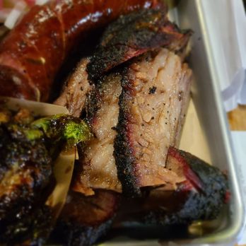 Stiles Switch BBQ & Brew - Amazing brisket! - Barbeque Near Me - Austin, Texas