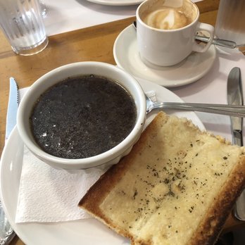 Chez Temporel - French onion soup - French Near Me - Quebec City, Quebec