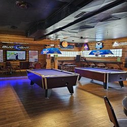 Chez When Cocktail Lounge