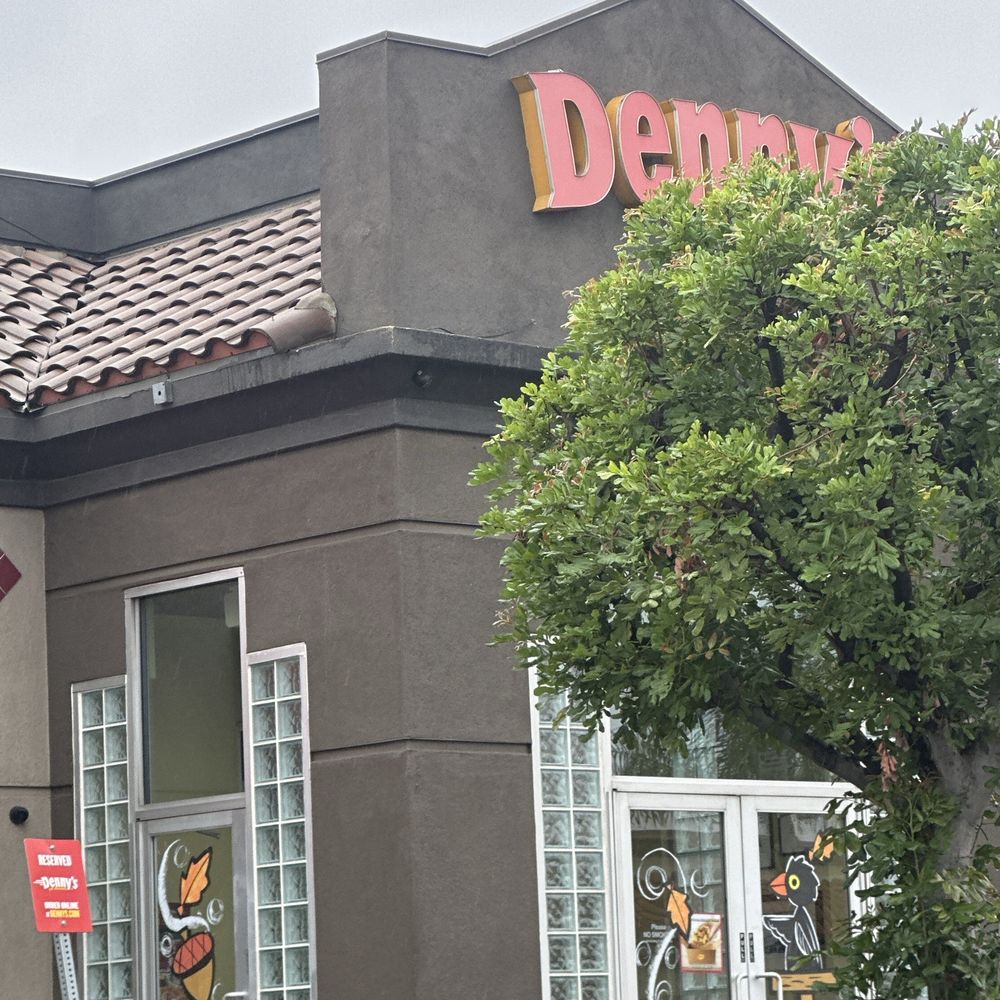 Denny's - American Near Me - Corona, California