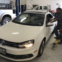Using our diagnostic scanner to check up on this Volkswagen.