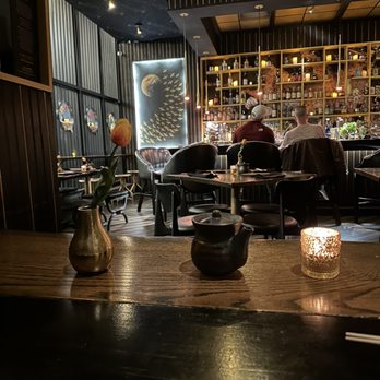 Kinjo Room - Atmosphere - Sushi Bars Near Me - Atlanta, Georgia