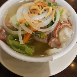 Pho Chopstix - Cup of wonton soup.