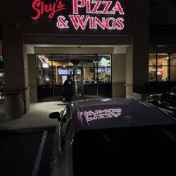 Shy’s Pizza & Wings - Exterior