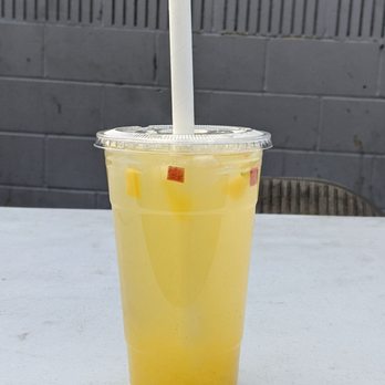 Big Grandma's Kitchen - Ensalada - Salvadoran Near Me - Altadena, California