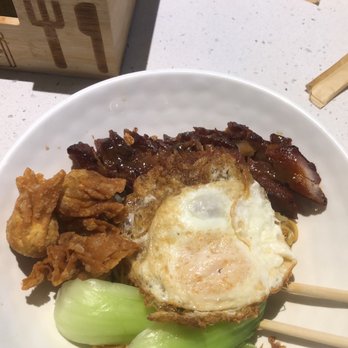 Food Terminal - Looks decent but was barely warm - Malaysian Near Me - Chamblee, Georgia