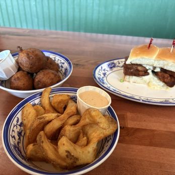 King BBQ - Barbeque Near Me - North Charleston, South Carolina