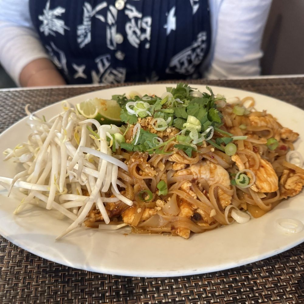 Sukhothai - Pad Thai? - Thai Near Me - Lancaster, Pennsylvania Sukhothai - Pad Thai? - Thai Near Me - Lancaster, Pennsylvania