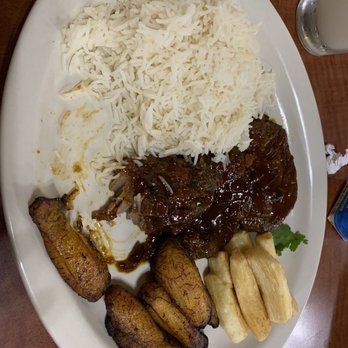 Hola Café - Asado Negro - Venezuelan Near Me - Carrollton, Texas