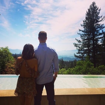 CADE Estate Winery - Wine Tasting Room Near Me - Angwin, California