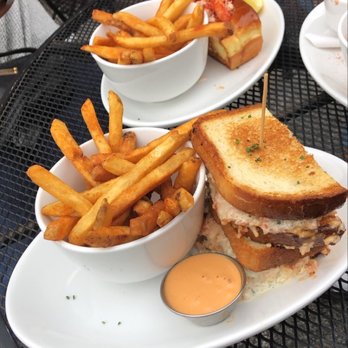 Slapfish - Seafood Near Me - Indianapolis, Indiana