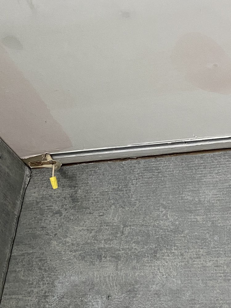 Slide of R&W Repairs & Renovations