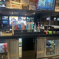Lucky’s Sports Bar - Inside