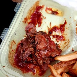 I understand brisket comes with some fat but when half of your order is fat that's unacceptable!!! I understand brisket comes with some fat but when half of your order is fat that's unacceptable!!!