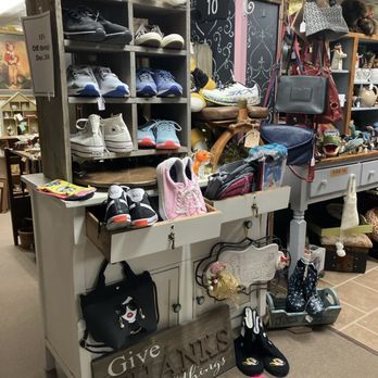 Nostalgia Vintage & Apparel - Used, Vintage & Consignment Near Me - Sedalia, Missouri Nostalgia Vintage & Apparel - Used, Vintage & Consignment Near Me - Sedalia, Missouri