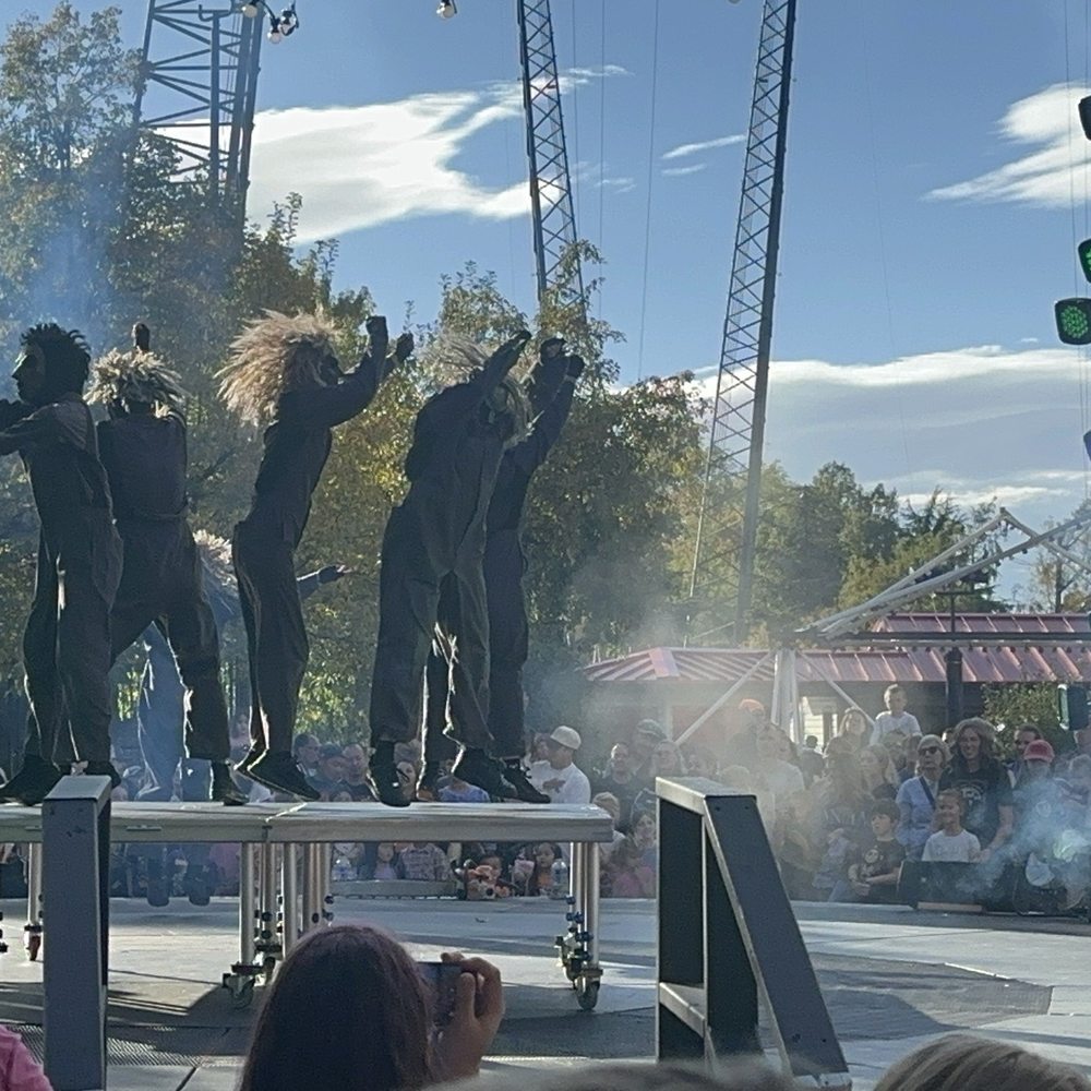 Lagoon Amusement Park - Halloween show - Amusement Parks Near Me - Farmington, Utah Lagoon Amusement Park - Halloween show - Amusement Parks Near Me - Farmington, Utah