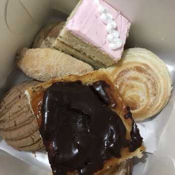 La Mejor - Delish! About 75 pesos for this box of 8 pastries and a torta bread ! - Bakeries Near Me - Tijuana, BCN La Mejor - Delish! About 75 pesos for this box of 8 pastries and a torta bread ! - Bakeries Near Me - Tijuana, BCN
