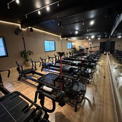 Mint Maui - Discover our state-of-the-art Megaformer studio in Paia. Small class sizes ensure personalized attention for a transformative workout.