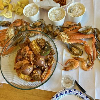 The Kickin' Crab - Cajun/Creole Near Me - Irvine, California