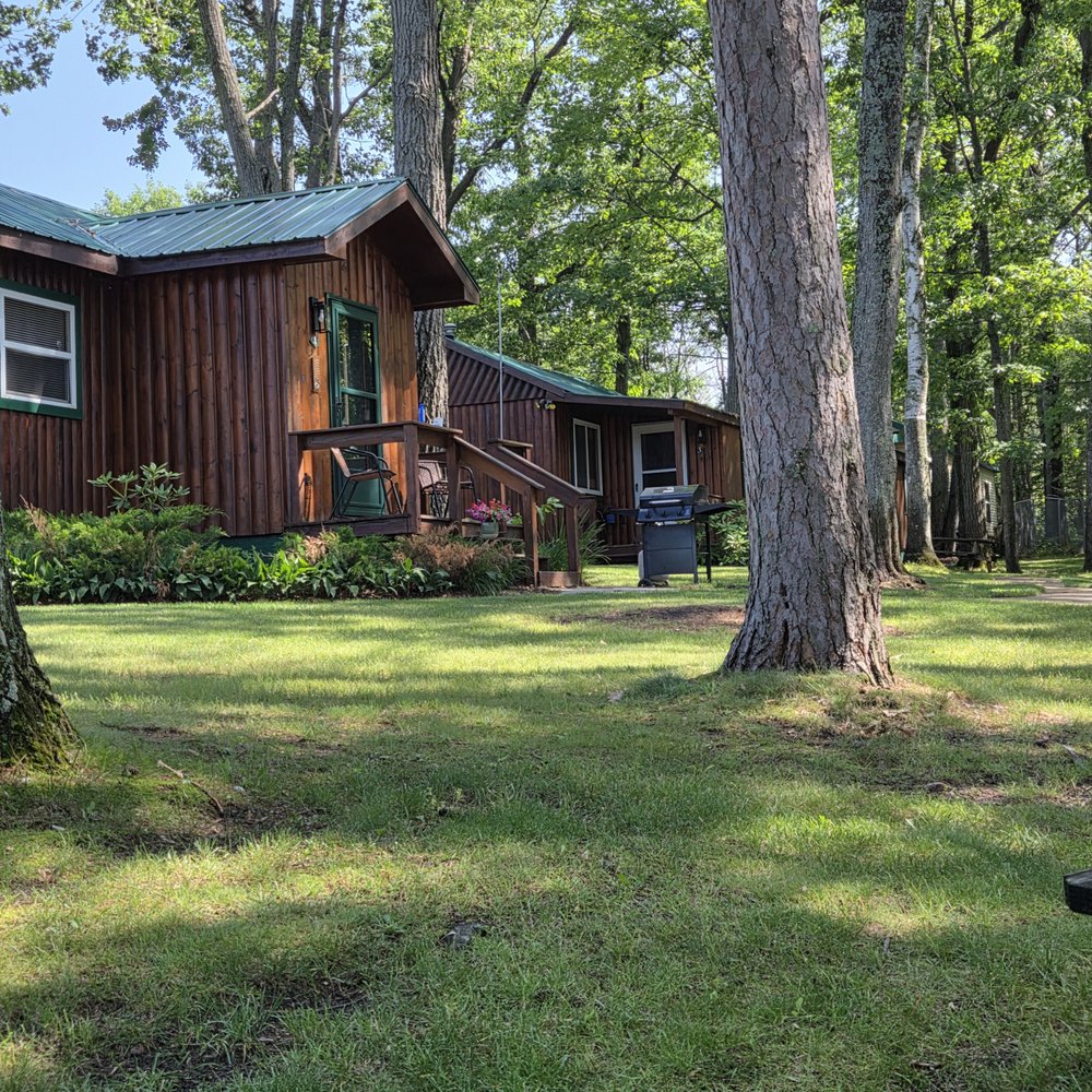 West View Cabins - Vacation Rentals Near Me - Gaylord, Michigan West View Cabins - Vacation Rentals Near Me - Gaylord, Michigan