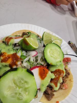 Leo's Tacos Truck by null