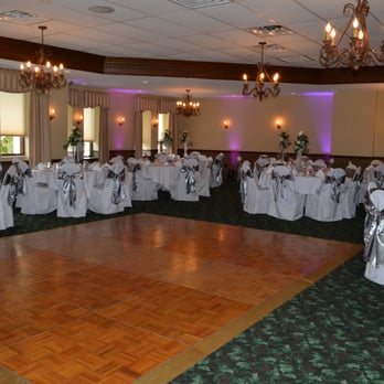 Barn House Village - Carriage Room - Hotels Near Me - Bath, Pennsylvania