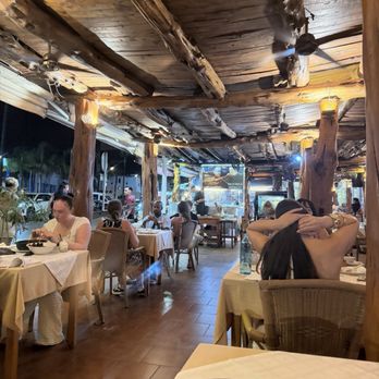 Moorea Grill - Modern European Near Me - Platja d'en Bossa, PM