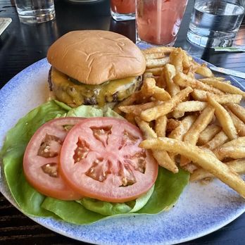 West Restaurant & Lounge - West Burger - New American Near Me - Los Angeles, California