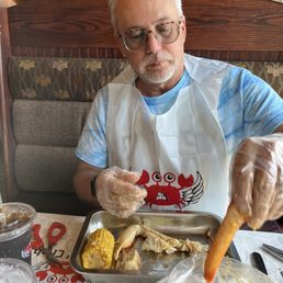 Large piece of crab. So sweet! Large piece of crab. So sweet!
