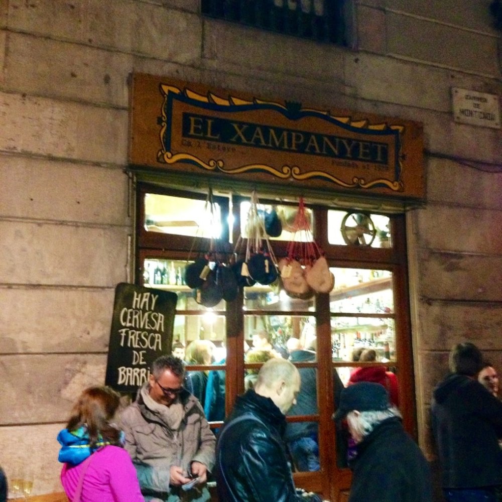 El Xampanyet - Tapas Bars Near Me - Barcelona, B El Xampanyet - Tapas Bars Near Me - Barcelona, B