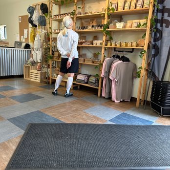 EarthLinks - Checking out the products. - Community Service/Non-Profit Near Me - Denver, Colorado