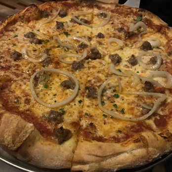 Bob's Pizza - Bob's Sausage Pizza - Pizza Near Me - Chicago, Illinois Bob's Pizza - Bob's Sausage Pizza - Pizza Near Me - Chicago, Illinois