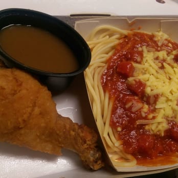 Jollibee - 1 pc ChickenJoy & Spaghetti combo - Fast Food Near Me - Daly City, California