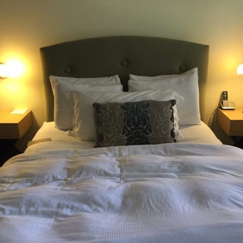 The Eo Inn - Bed - Hotels Near Me - Orlando, Florida The Eo Inn - Bed - Hotels Near Me - Orlando, Florida