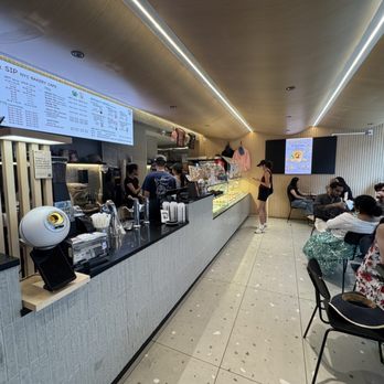 Bibble & Sip - Inside - Coffee & Tea Near Me - New York, New York