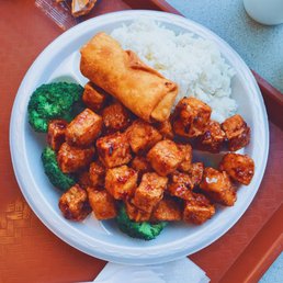 Still the best! The Tofu! Ask for "light on the sauce". Still the best! The Tofu! Ask for "light on the sauce".