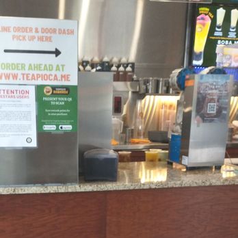 Teapioca Lounge - Teas sitting on counter with no owner. - Coffee & Tea Near Me - El Paso, Texas