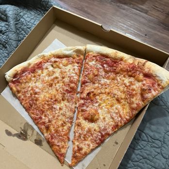 Gino's Pizzeria - Pizza Near Me - Yonkers, New York Gino's Pizzeria - Pizza Near Me - Yonkers, New York