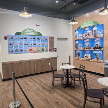 Ben & Jerry’s - Seating - Ice Cream & Frozen Yogurt Near Me - Ronkonkoma, New York