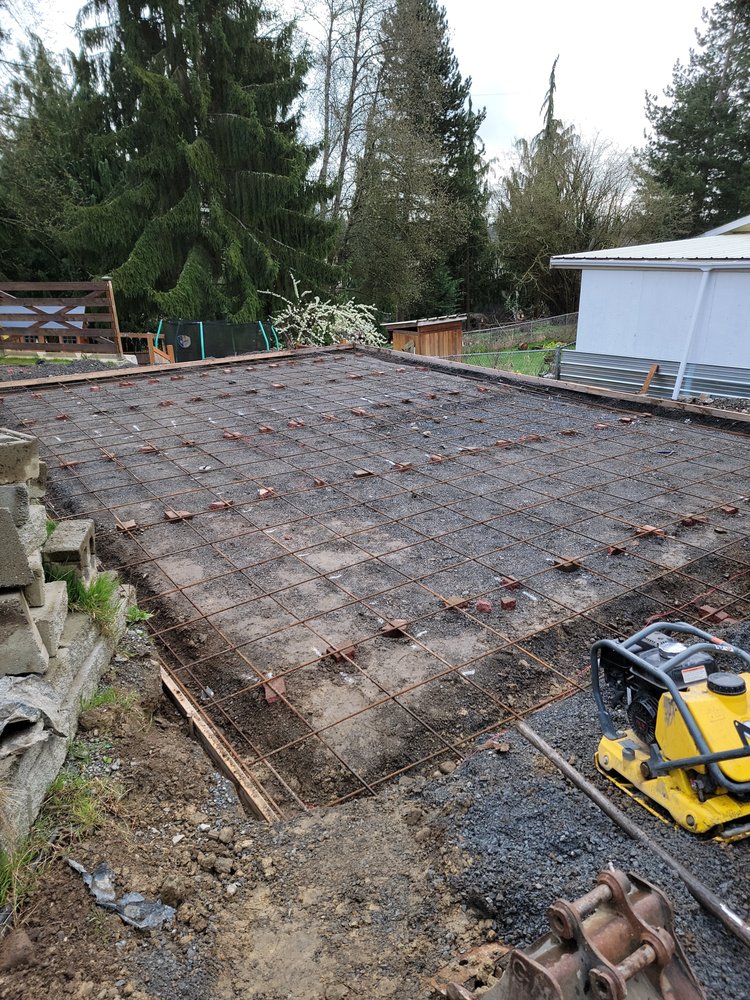 Slide of Get'er Done excavating